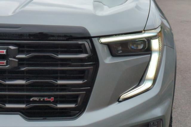 2025 GMC Acadia AT4