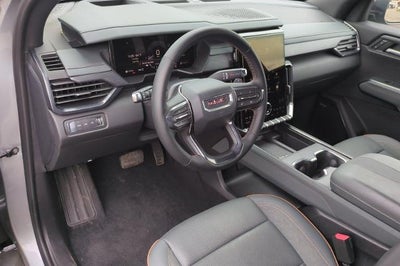 2025 GMC Acadia AT4