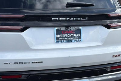 2025 GMC Acadia Denali