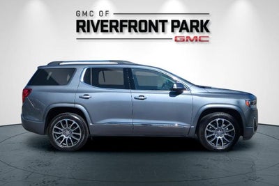 2022 GMC Acadia Denali