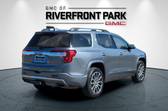 2022 GMC Acadia Denali