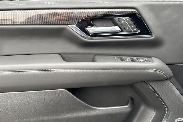 2025 GMC Yukon XL Elevation