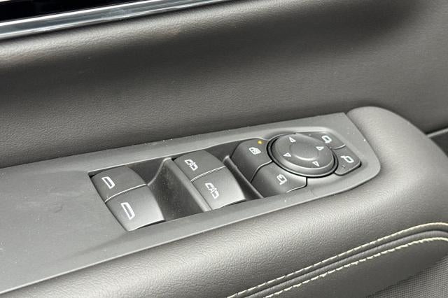 2025 GMC Yukon XL Elevation