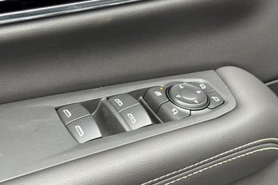 2025 GMC Yukon XL Elevation