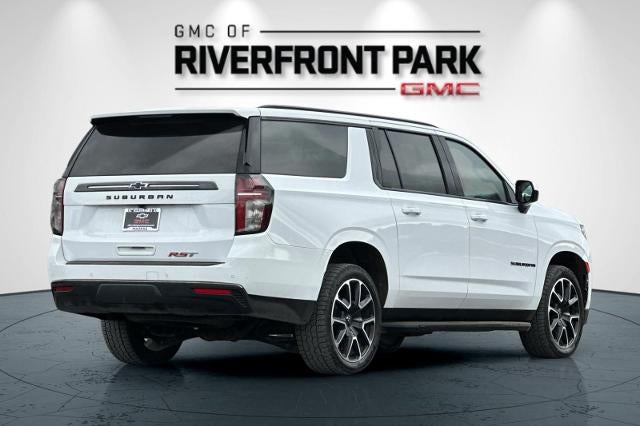2021 Chevrolet Suburban RST