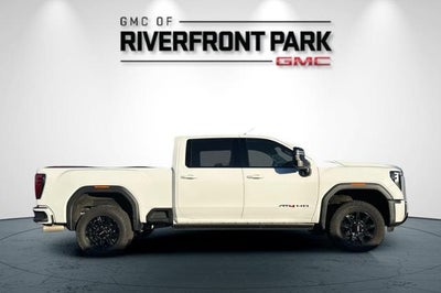 2025 GMC Sierra 2500 HD AT4