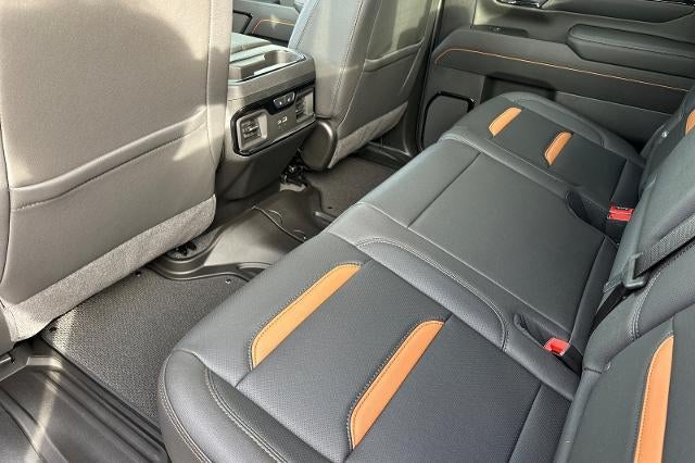 2025 GMC Sierra 3500 HD AT4