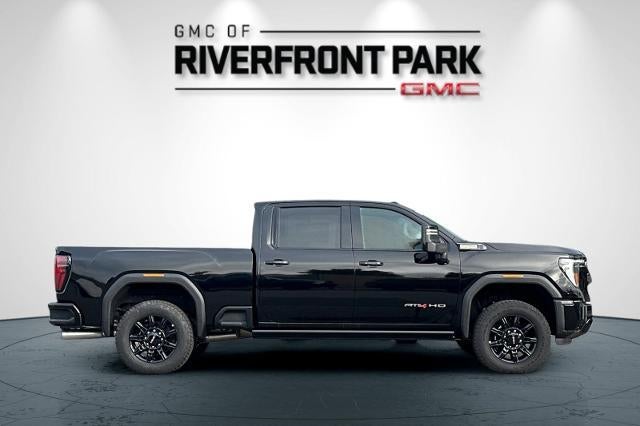 2025 GMC Sierra 3500 HD AT4