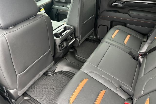 2025 GMC Sierra 3500 HD AT4