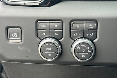 2025 GMC Sierra 3500 HD AT4