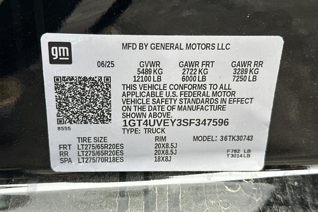 2025 GMC Sierra 3500 HD AT4