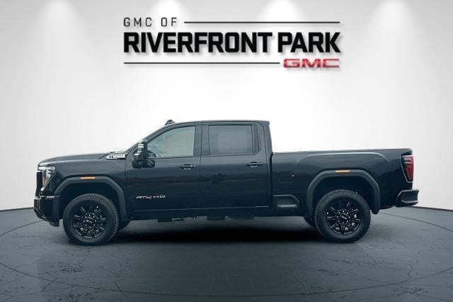 2025 GMC Sierra 3500 HD AT4