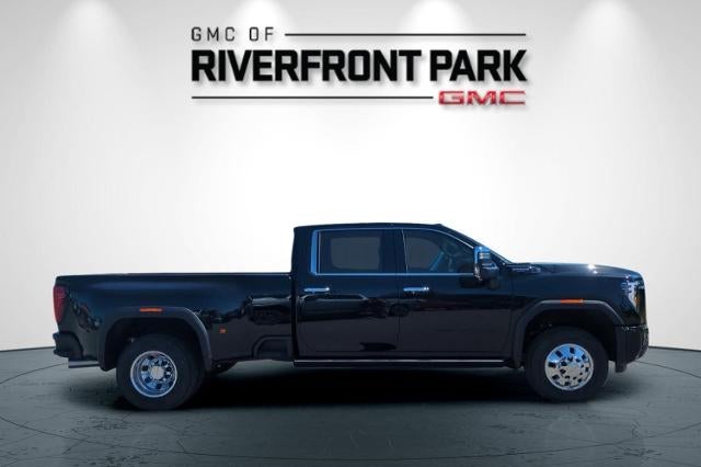 2026 GMC Sierra 3500 HD Denali Ultimate DRW