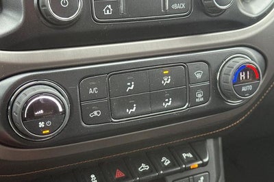 2022 GMC Canyon AT4 - Leather