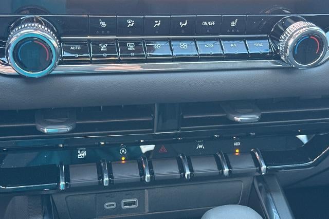 2025 GMC Canyon Elevation