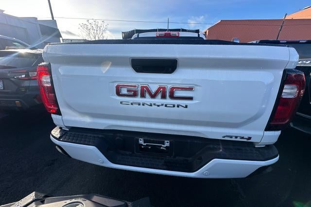 2024 GMC Canyon AT4