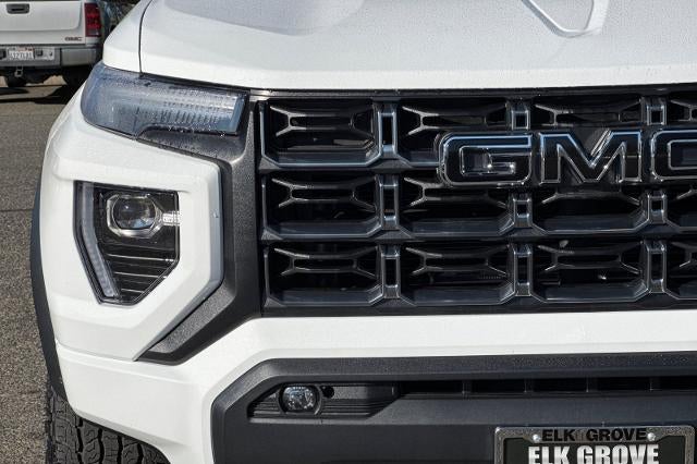 2023 GMC Canyon AT4