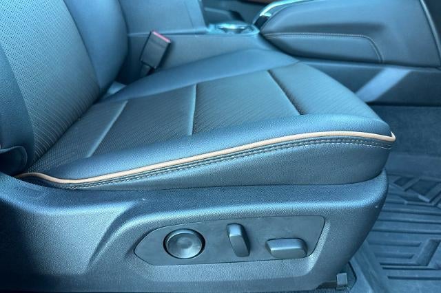 2023 GMC Canyon AT4