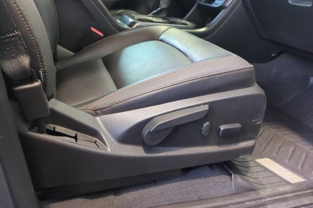 2022 GMC Canyon AT4 - Leather