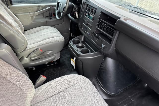 2025 GMC Savana Cargo 2500 Base