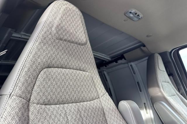 2025 GMC Savana Cargo 2500 Base
