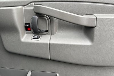 2025 GMC Savana Cargo 2500 Base