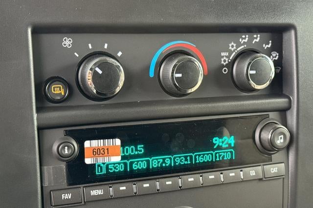 2025 GMC Savana Cargo 2500 Base