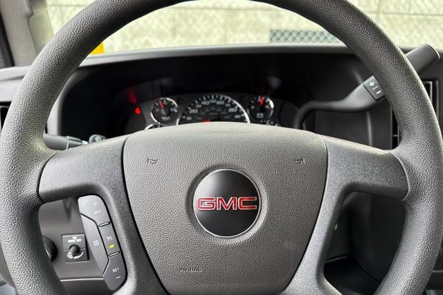2025 GMC Savana Cargo 2500 Base