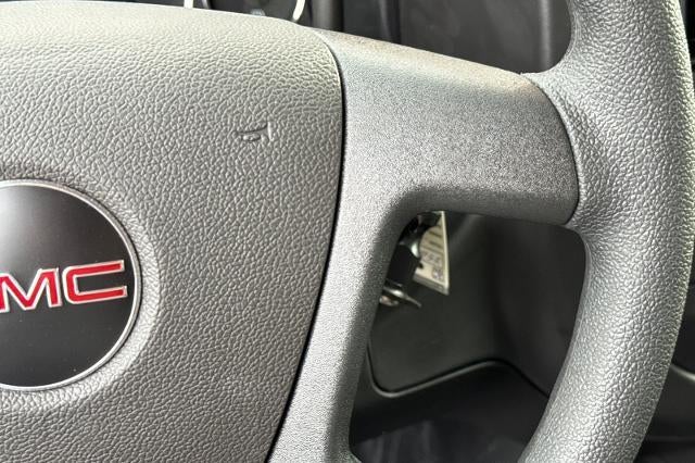2025 GMC Savana Cargo 2500 Base
