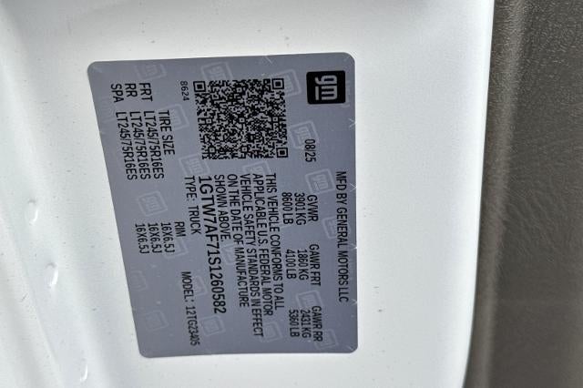 2025 GMC Savana Cargo 2500 Base