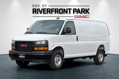 2025 GMC Savana Cargo 2500 Base