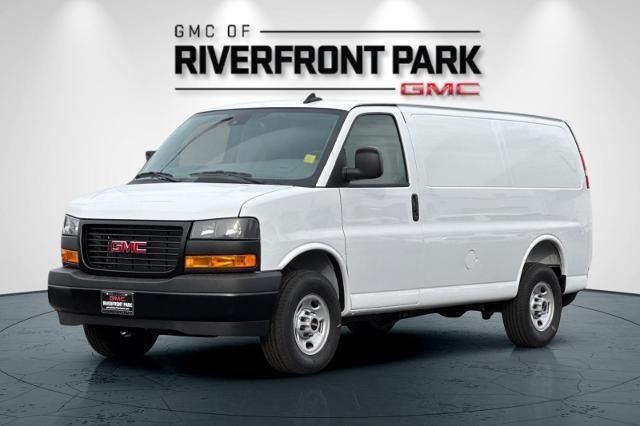 2025 GMC Savana Cargo 2500 Base