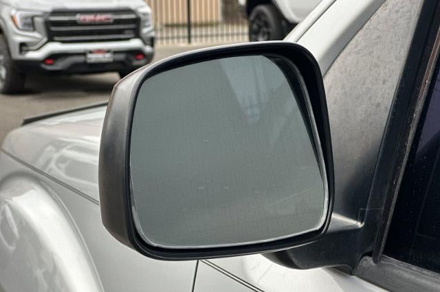 2011 Nissan Frontier SV