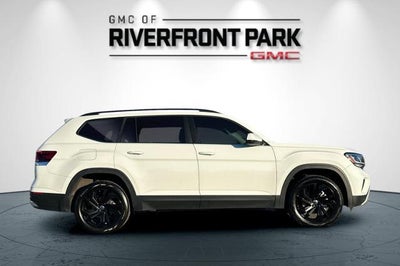 2022 Volkswagen Atlas 2.0T SE w/Technology