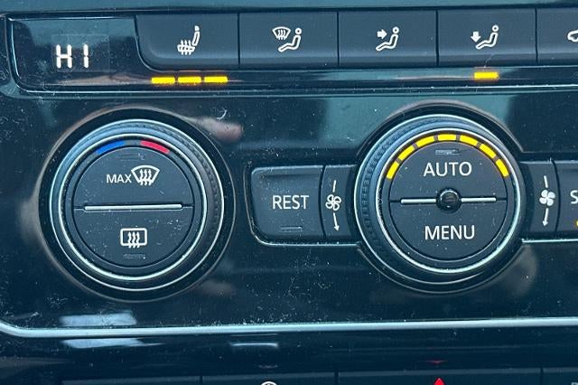 2022 Volkswagen Atlas 2.0T SE w/Technology