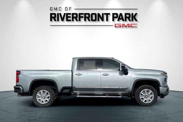 2024 Chevrolet Silverado 3500 HD High Country