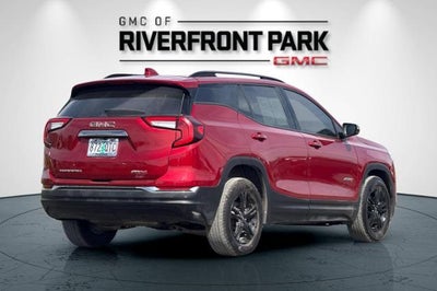 2024 GMC Terrain AT4