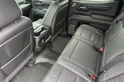 2025 GMC Sierra 1500 AT4X