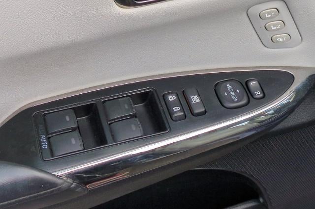 2016 Toyota Avalon Hybrid XLE Premium