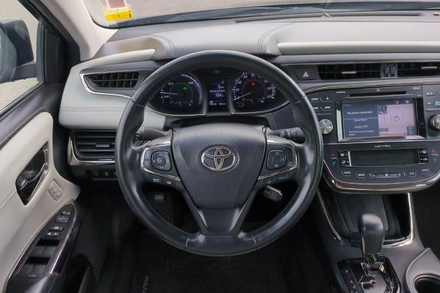 2016 Toyota Avalon Hybrid XLE Premium