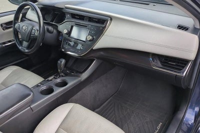 2016 Toyota Avalon Hybrid XLE Premium