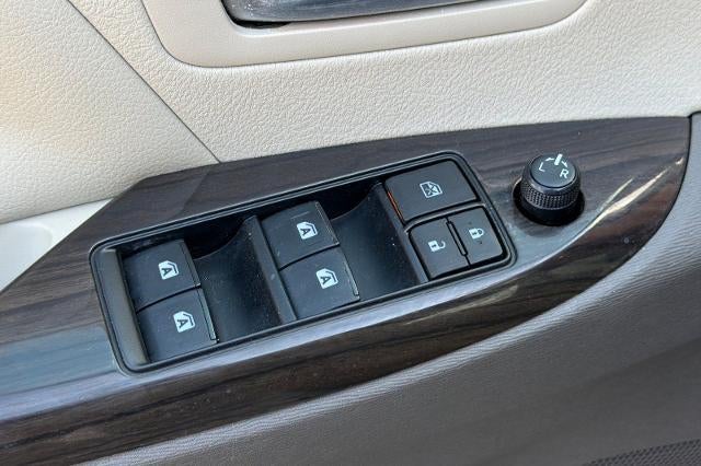 2019 Toyota Sienna XLE