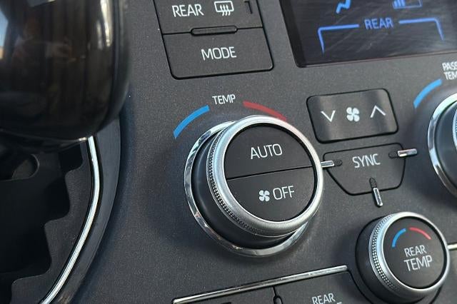 2019 Toyota Sienna XLE