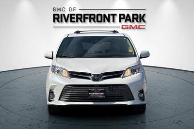2019 Toyota Sienna XLE