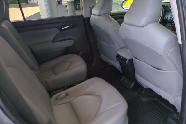 2020 Toyota Highlander Hybrid XLE