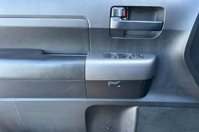 2013 Toyota Tundra 4WD Truck BASE