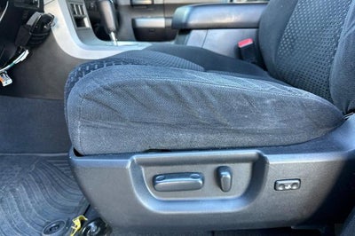 2013 Toyota Tundra 4WD Truck BASE