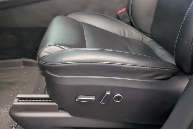 2023 Tesla Model X Base