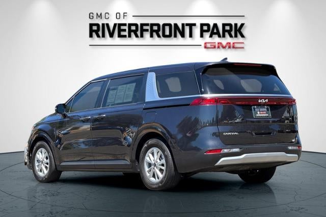 2024 Kia Carnival LX