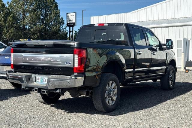 2017 Ford Super Duty F-350 SRW Platinum